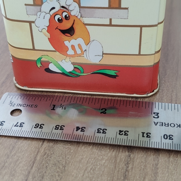 Letters to Santa 🎅 M&Ms Post Office | Christmas Tin - Picture 9 of 11